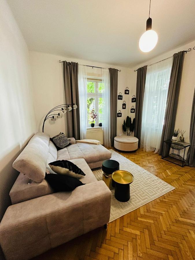 Apartment 5 Min Schoenbrunn Gloriette, Direct To City Center, Free Parking ウィーン エクステリア 写真