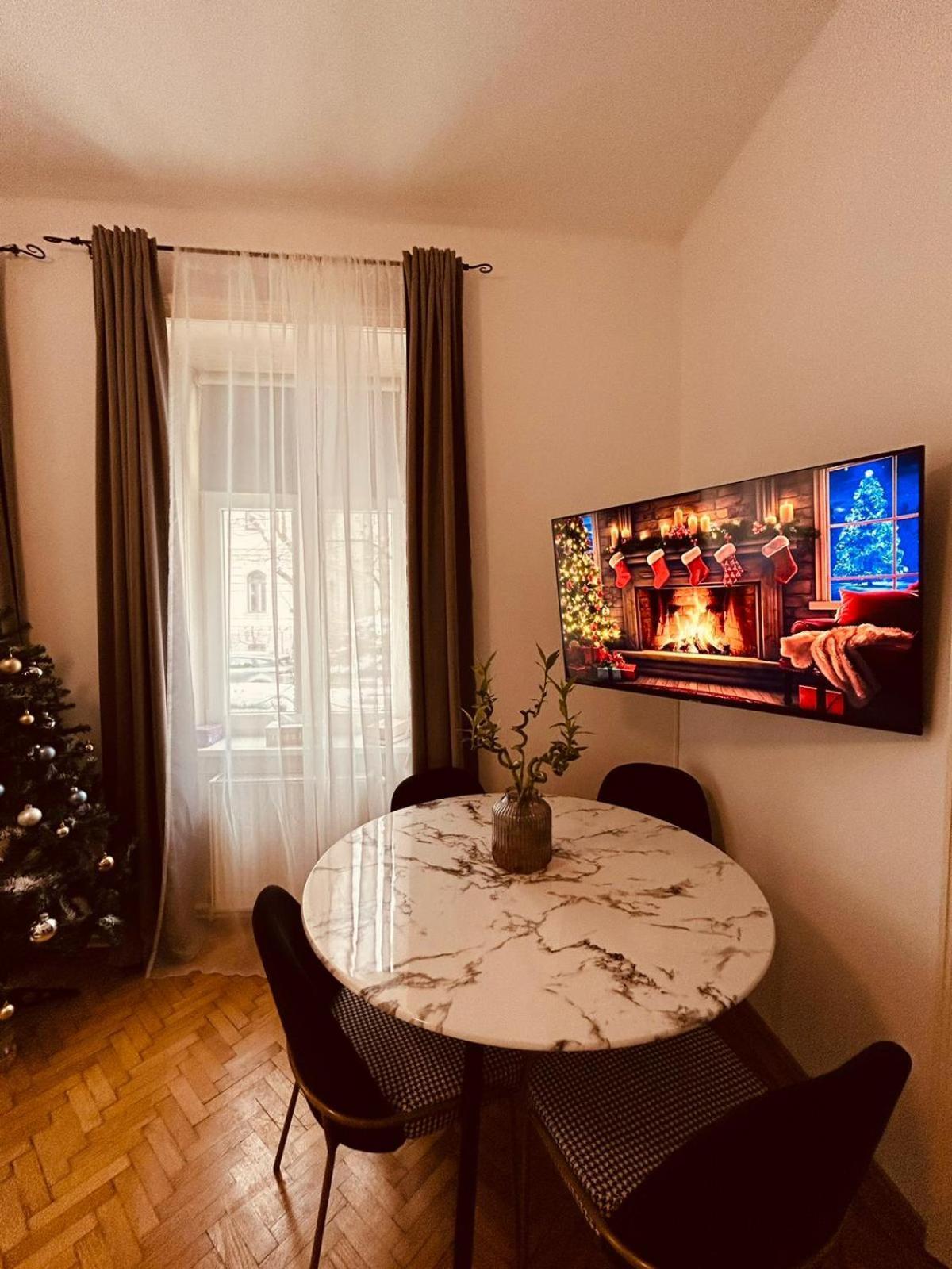 Apartment 5 Min Schoenbrunn Gloriette, Direct To City Center, Free Parking ウィーン エクステリア 写真